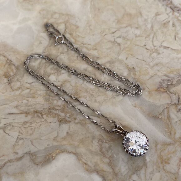 925 Sterling Silver & Cubic Zirconia Solitaire Pendant Necklace - Picture 1 of 11